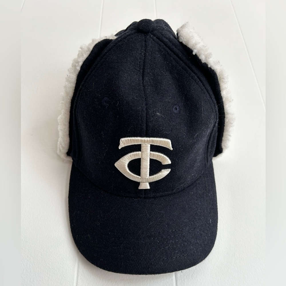 Twins Baseball Bomber Hat New, Snapback Navy Blue Cap with White Shearling SGA